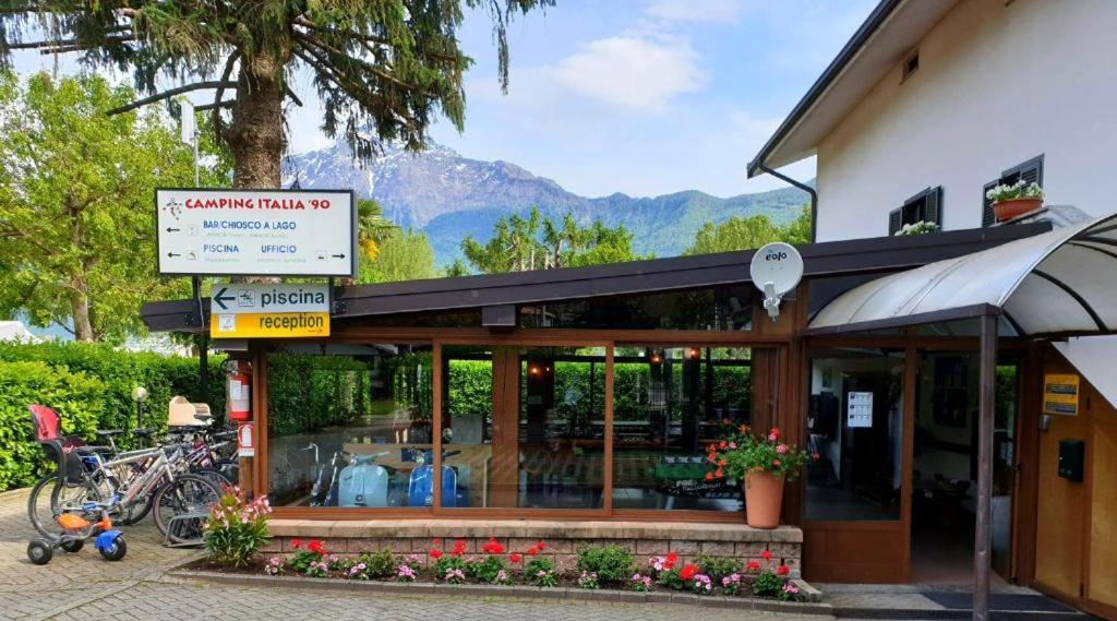 Camping Italia 90 Caravans โดมาโซ ภายนอก รูปภาพ