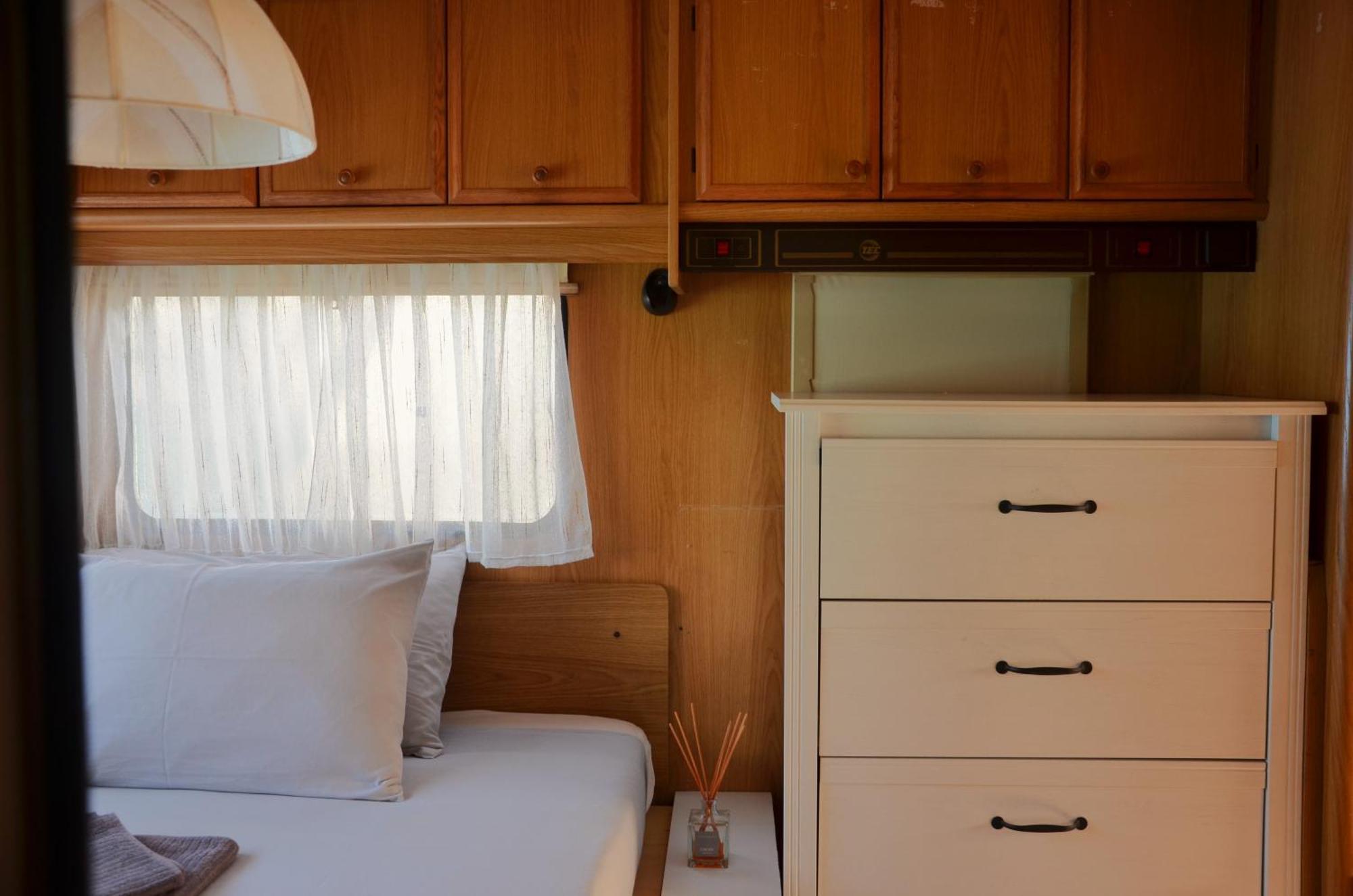 Camping Italia 90 Caravans โดมาโซ ภายนอก รูปภาพ