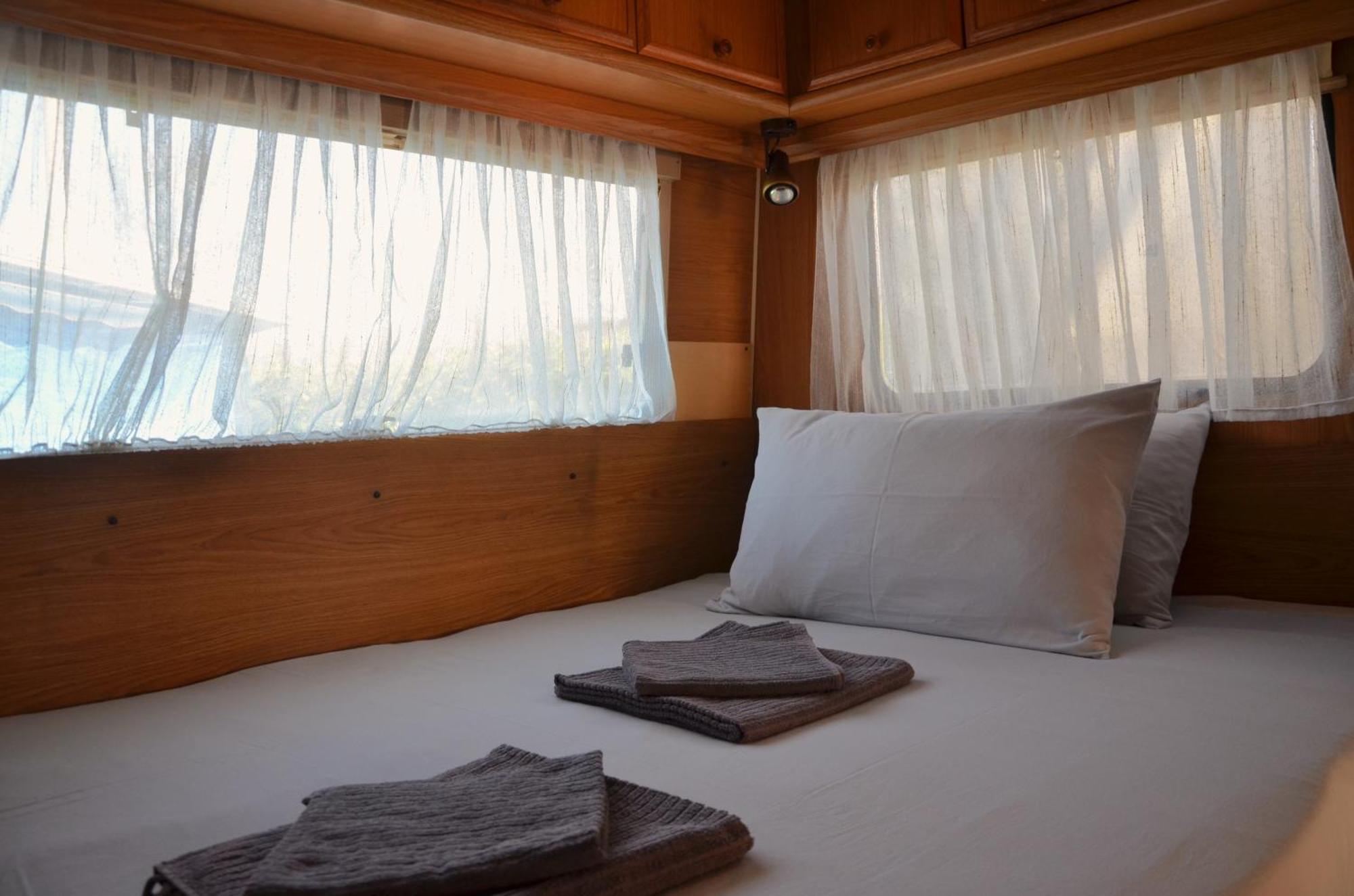 Camping Italia 90 Caravans โดมาโซ ภายนอก รูปภาพ