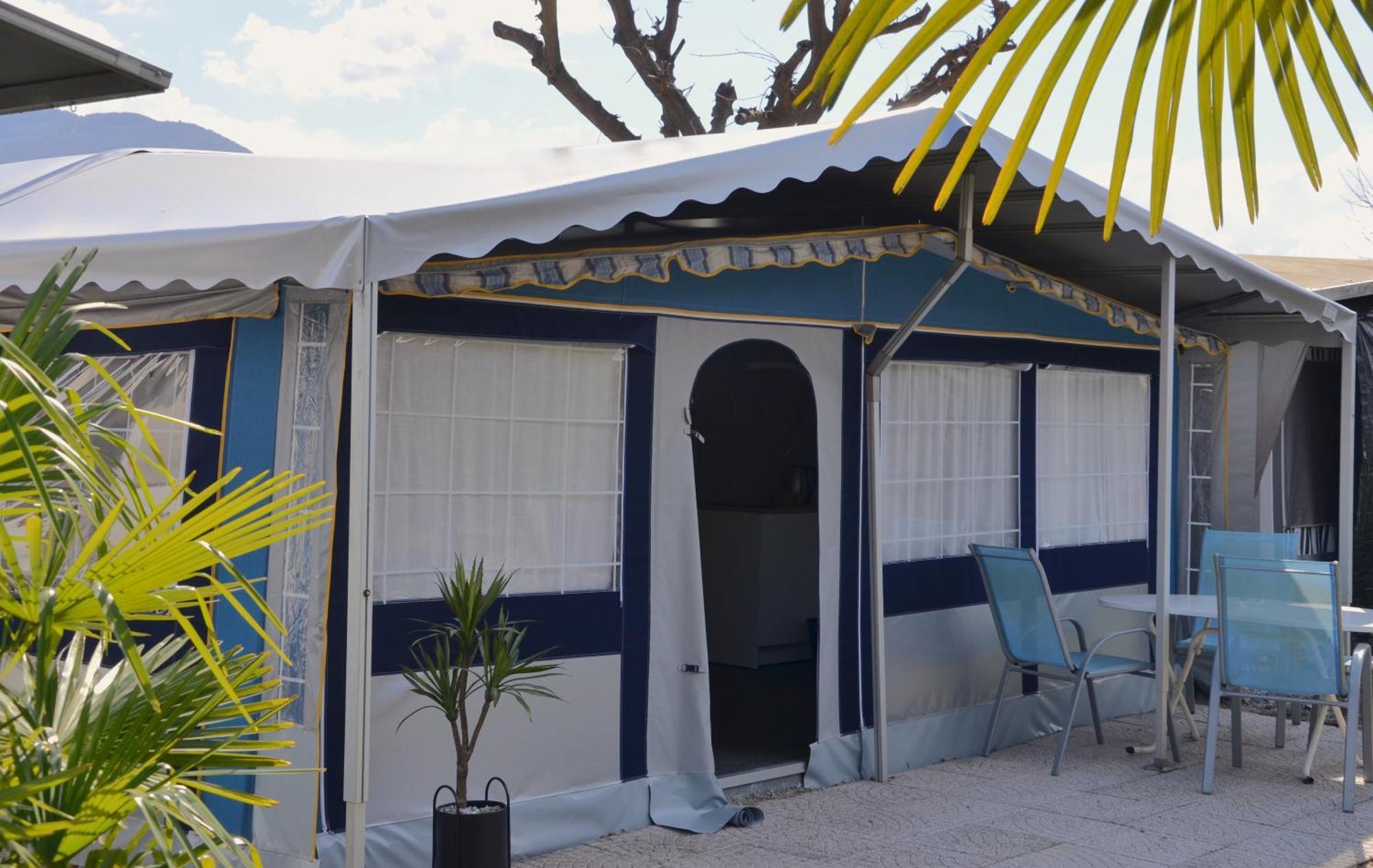 Camping Italia 90 Caravans โดมาโซ ภายนอก รูปภาพ